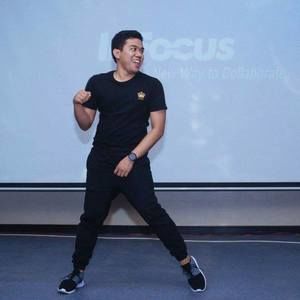 Meet your Posher, Ivan